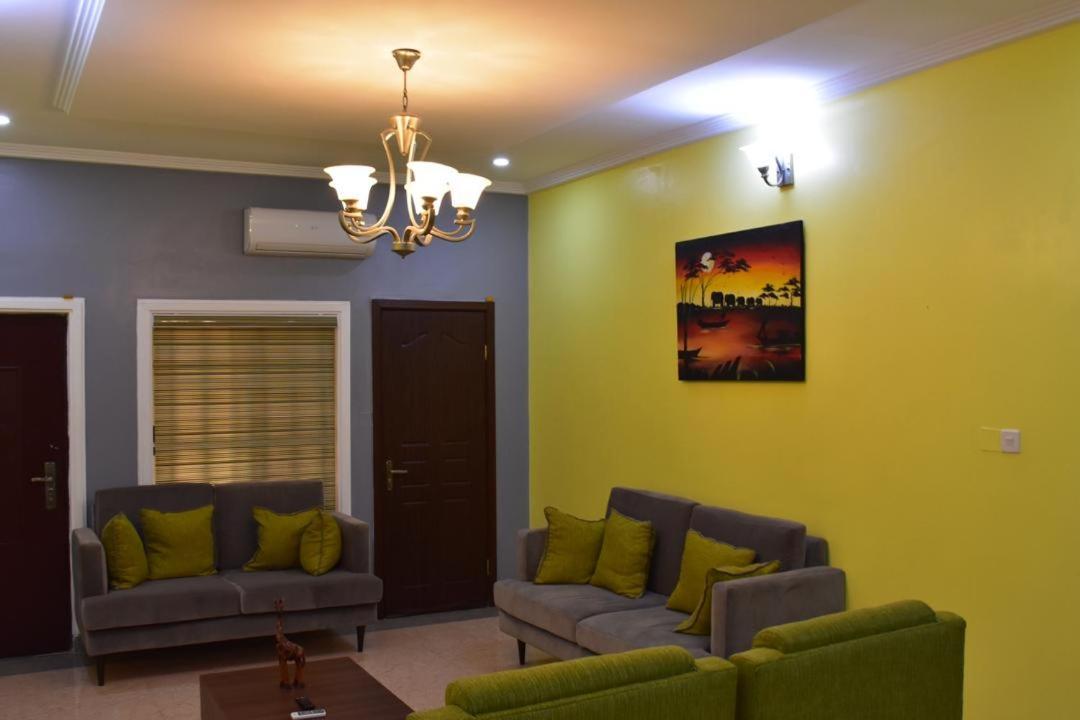 Kay'S Ville Apartment Abuja Exterior photo